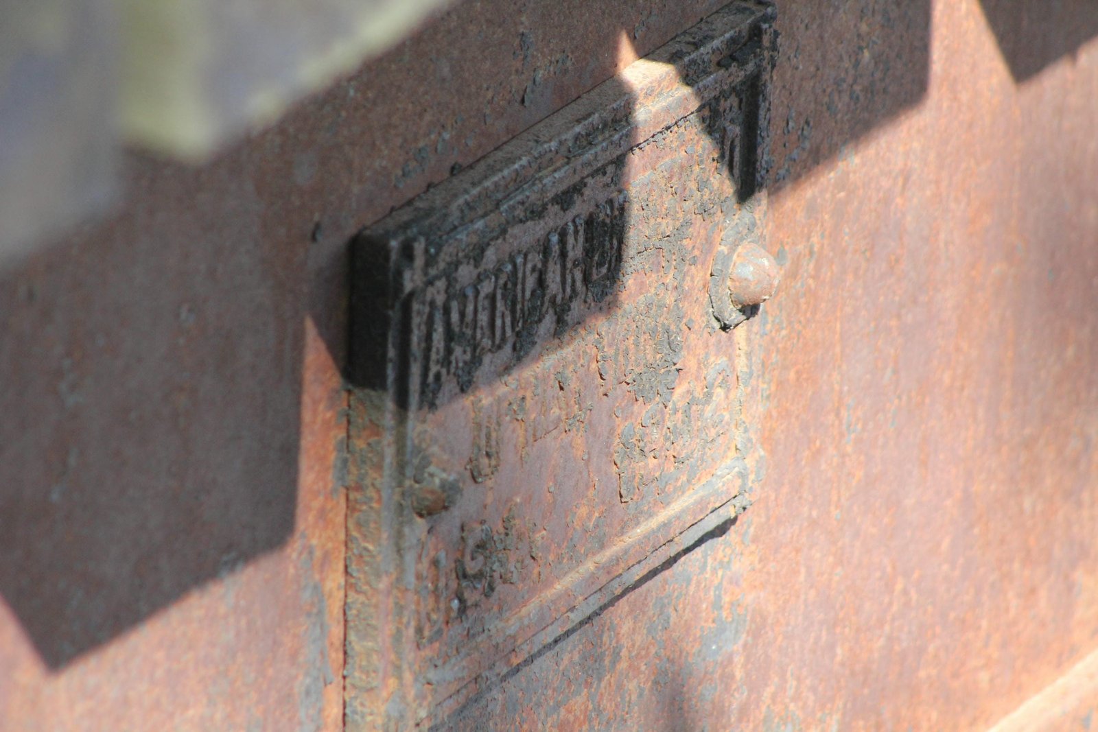 Plaque